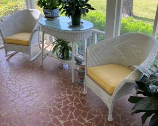 PART OF WICKER PATIO SET 