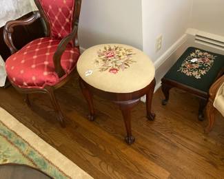 THERE ARE MANY STOOLS 