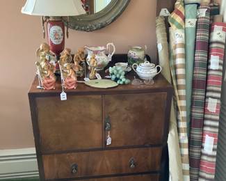 NICE CHEST/STORAGE PIECE WITH ANOTHER LAMP, MIRROR, AND BOLTS OF CLOTH IN CORNER 