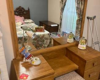 There she is... GREAT MIrror !!