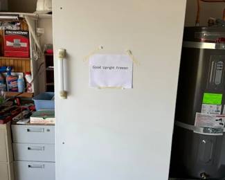 Freezer 26 cu ft UPRIGHT - VERY CLEAN - as you can see ...