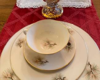 Lenox Pine bone China Set