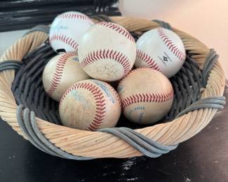 Group of baseballs, many signed - mostly Charleston Alley Cats