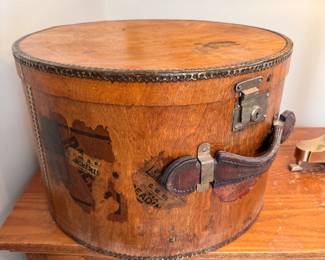 Antique stateroom baggage wooden hat box with travel labels (no key) 12" x 18"