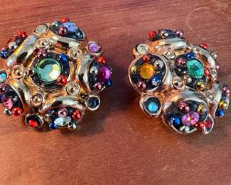 Jacky de G. clip earrings (France) 1.5"