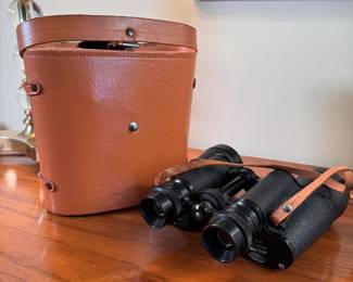 Raleigh 7x50 binoculars, case has damage to lid