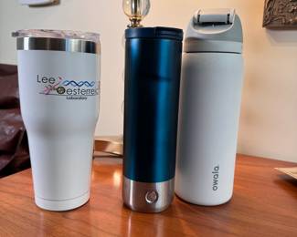 Group of 3 insulated travel cups