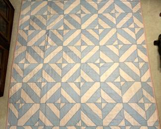 79X96 antique quilt 