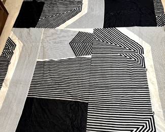 75x85 unique black and white quilt