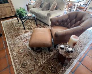 Sofa Chair & Ottoman LEE INDUSTRIES + area rug & Coffee table