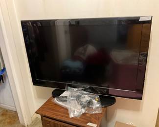 Looks like new Samsung TV in master 