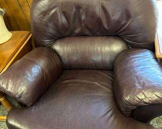 Large recliner