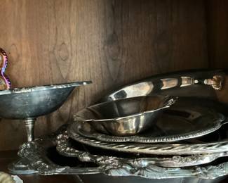 Contents of China cabinet