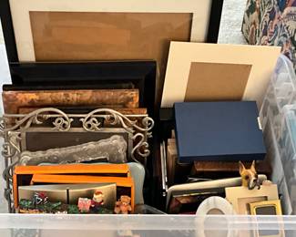 Living room - frames 