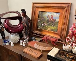 Living room - entertainment center / Decor