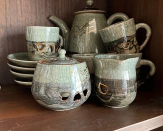 Contents of China cabinet