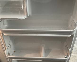 Garage - Frigidaire medium sized refrigerator with top freezer