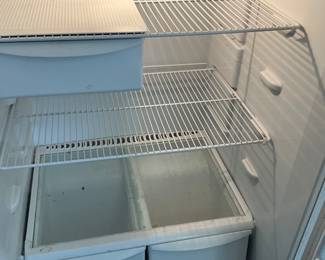 Garage - Frigidaire medium sized refrigerator with top freezer