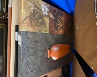 Lots of nice framed pictures - various sizes and subjects