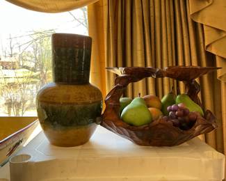 Items on dining room table 