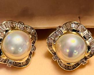 14k diamond mabe pearl omega earrings l.