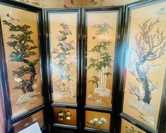 Find quality, Jade and Coral in laid screen.