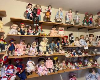 Ashton drake, Danbury Mint, Heritage, Paradise Galleries, dolls and more.
ALL OF THE SHELVING IN THIS ROOM IS ALSO FOR SALE, PICK UP AFTER THE ESTATE SALE OR TOWARDS THE END ON SUNDAY.