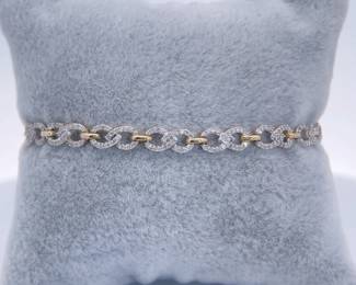 Diamond Link Bracelet in Gold