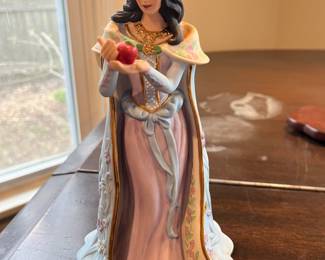 Lenox Snow White