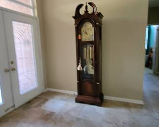 Now $350 (was $550 ) Ridgeway grandfather clock 20Wx85x12