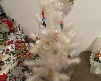 Christmas feather tree