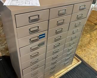 Great organizer cabinet