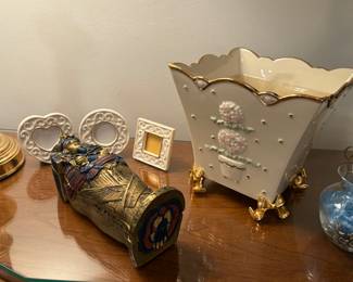 Lenox topiary planter