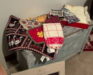 Vintage linens, shabby chic bench/storage