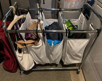 Laundry cart