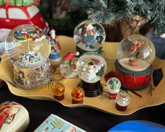 Christmas snow globes 