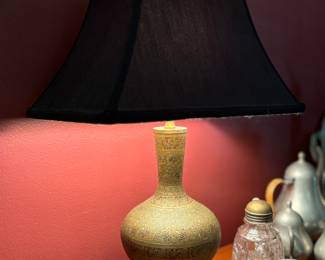 Antique brass flower lamp