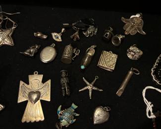 Charms and pendants 