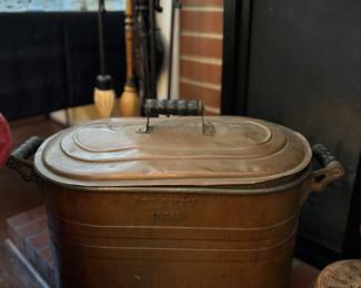 Antique copper Atlantic tub 