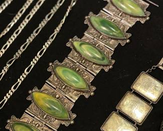 Mexican silver 1940’s green agate bracelet 