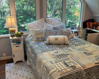 Full sized bed with comforter / pillows, night stands, lamps