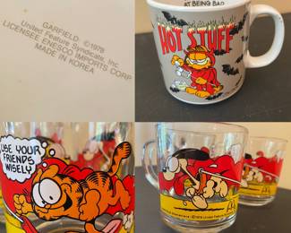 1978 made Korea Garfield Licensee Enesco Imports Coffee Mug
McDonald’s Garfield vintage 1978 set 3 coffee glasses