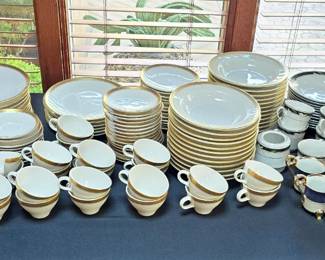 Shenango restaurant ware china set.