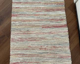 Multicolored throw rug $5
