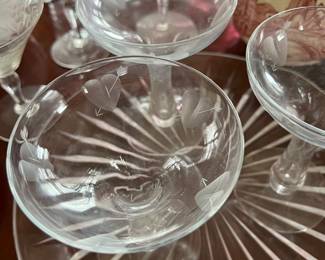 1950's Vintage Coupe Glasses Etched Hearts