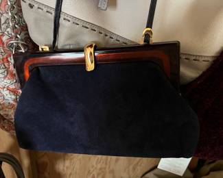 Vtg Suede handbag - can be worn as clutch too