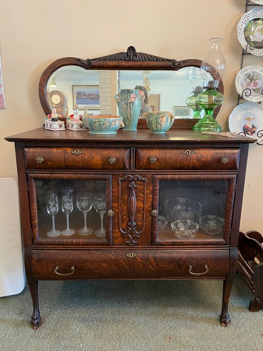 Stunning Antique Tiger Oak Sideboard with Mirror and Display Cabinet Doors