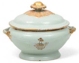 Chinese Export Porcelain Armorial Covered Tureen, Ca. 1800, H 11.5" W 9.5" L 14" | the covered tureen offers red iron and fired gold decoration. the basin has a repeated armorial style painted image of a basket with fruit, floral garland, and brimmed hat. the piece made for Western consumption. Circa late 18th century to 1800. Provenance: Property from a private collection, Grosse Pointe Farms, Michigan.