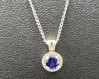 10kt White Gold and Blue Sapphire Pendant
14 kt