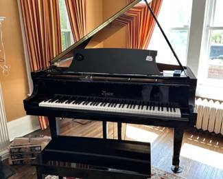 Boston GP156 Baby Grand Piano